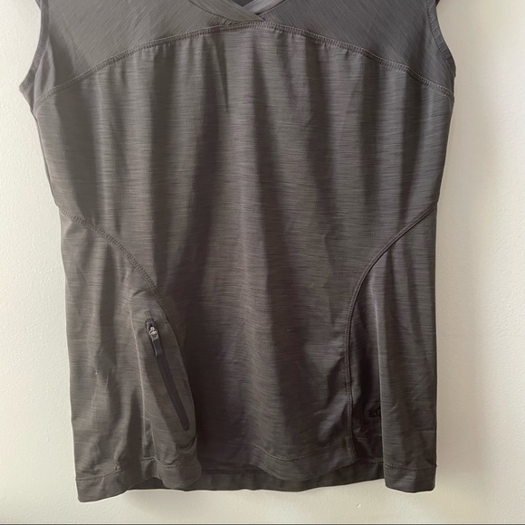 REI dry fit shirt - Picture 4 of 8